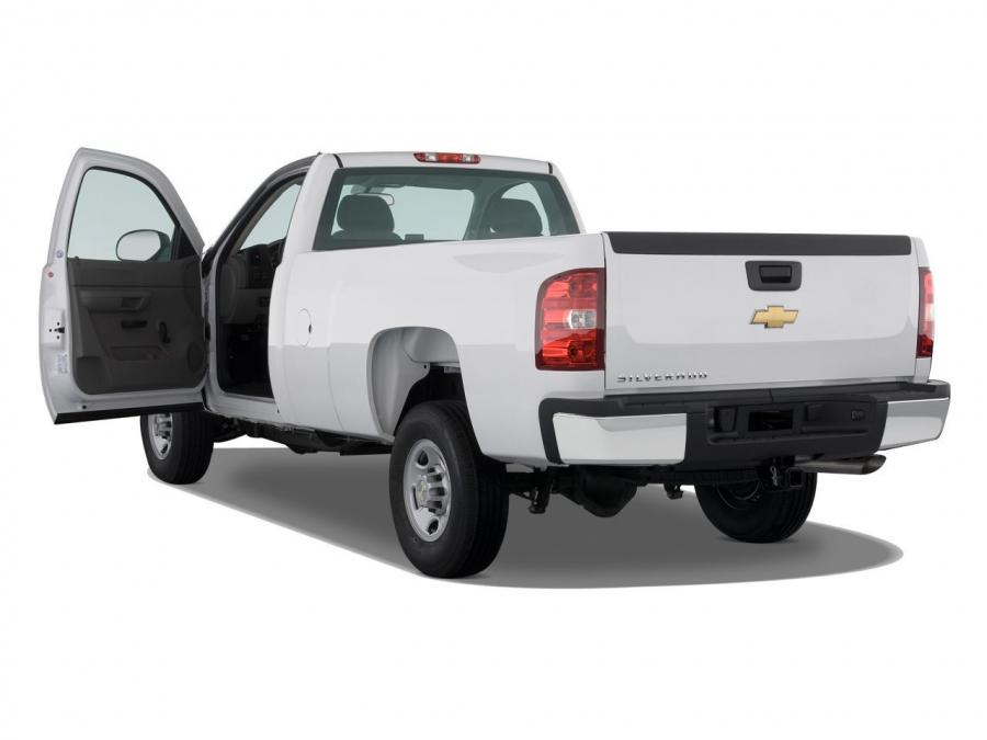  Chevrolet Silverado 2500 HD Regular Cab 2007 года  (фото 2 из 5)